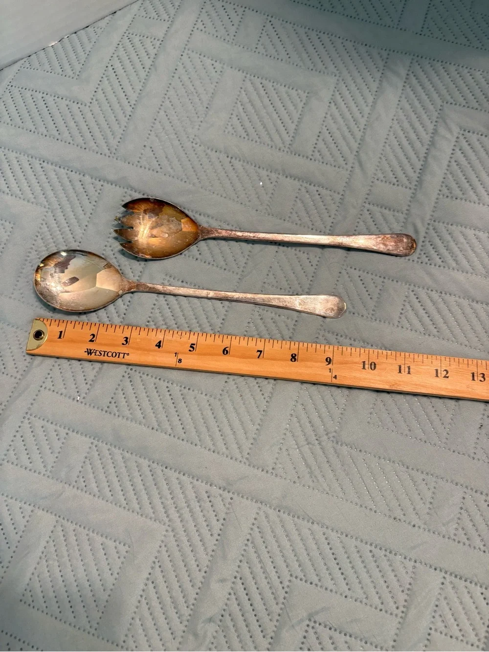 SHEFFIELD ENGLAND SILVER PLATED 9.5 ” SERVING SPOON AND FORK SALAD SET MCM